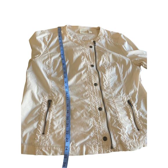 Chico's Cream Neutral Lightweight Long Sleeve Side Zip Utility Jacket Large - Picture 9 of 9